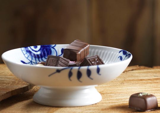 Royal Copenhagen blå mega skål på fod 18cm