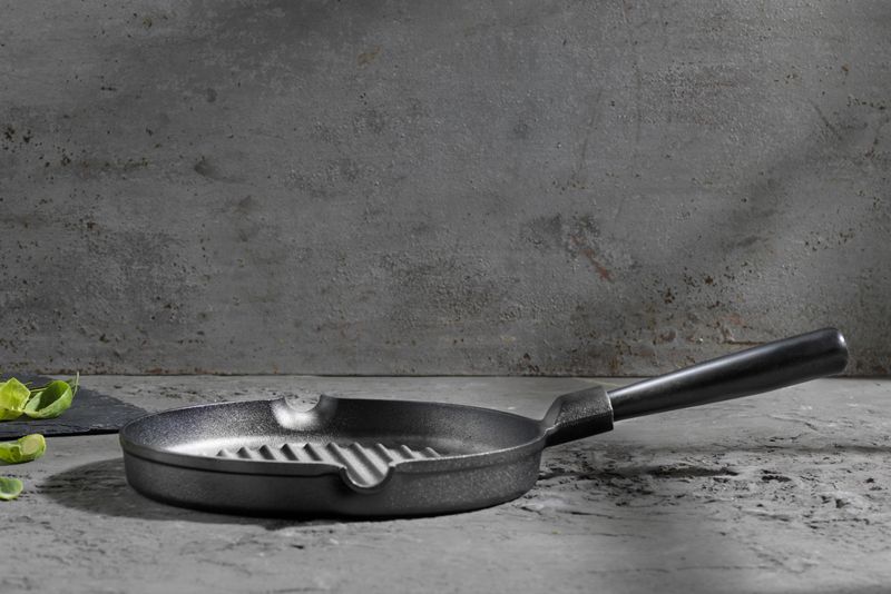 Robust grillpande fra Gense, Ø25