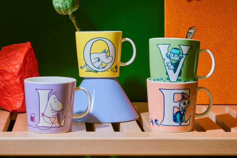 Finurlige LOVE-krus fra Mumi-universet - 4 stk