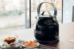 KitchenAid elkedel sort 1,25 l 